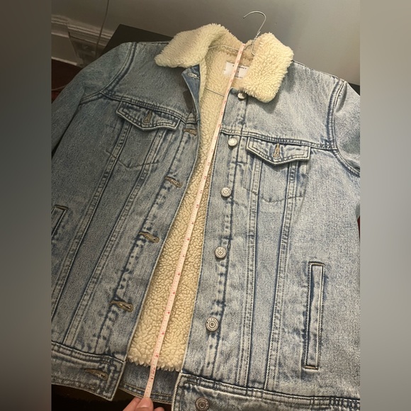 COPY - Old Navy Sherpa Jean Jacket - Picture 5 of 6
